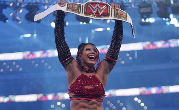 Bianca Belair wins Raw women's championship at WrestleMania 38