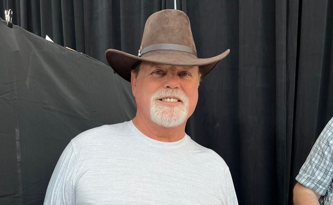 Jerry Lawler makes first convention appearance since his stroke