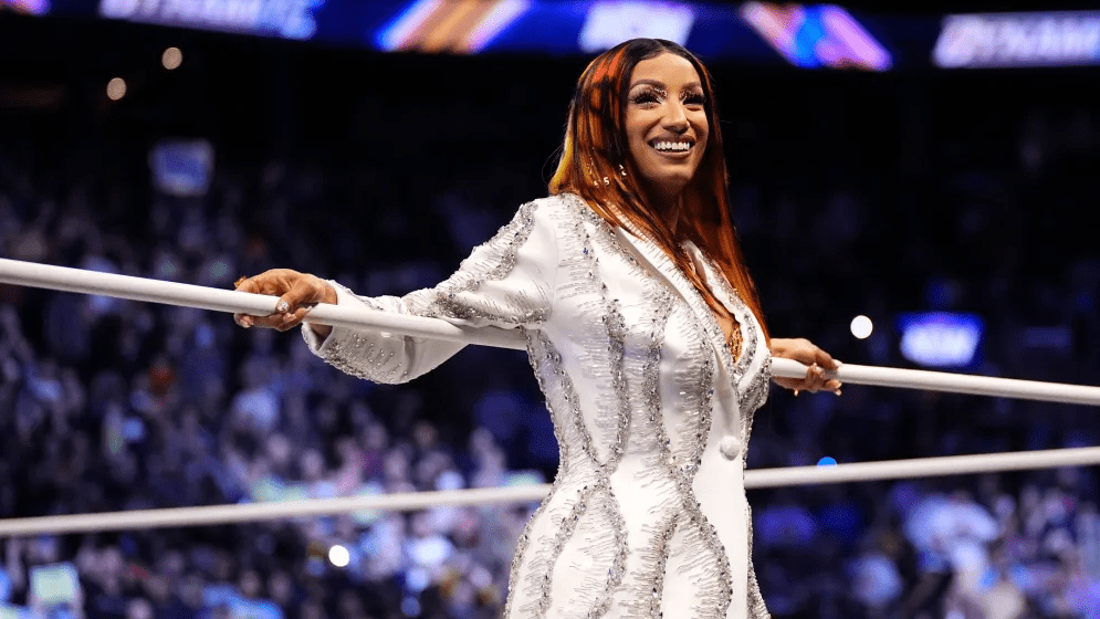 Mercedes Moné left with no active titles after vacating APAC Women’s Championship