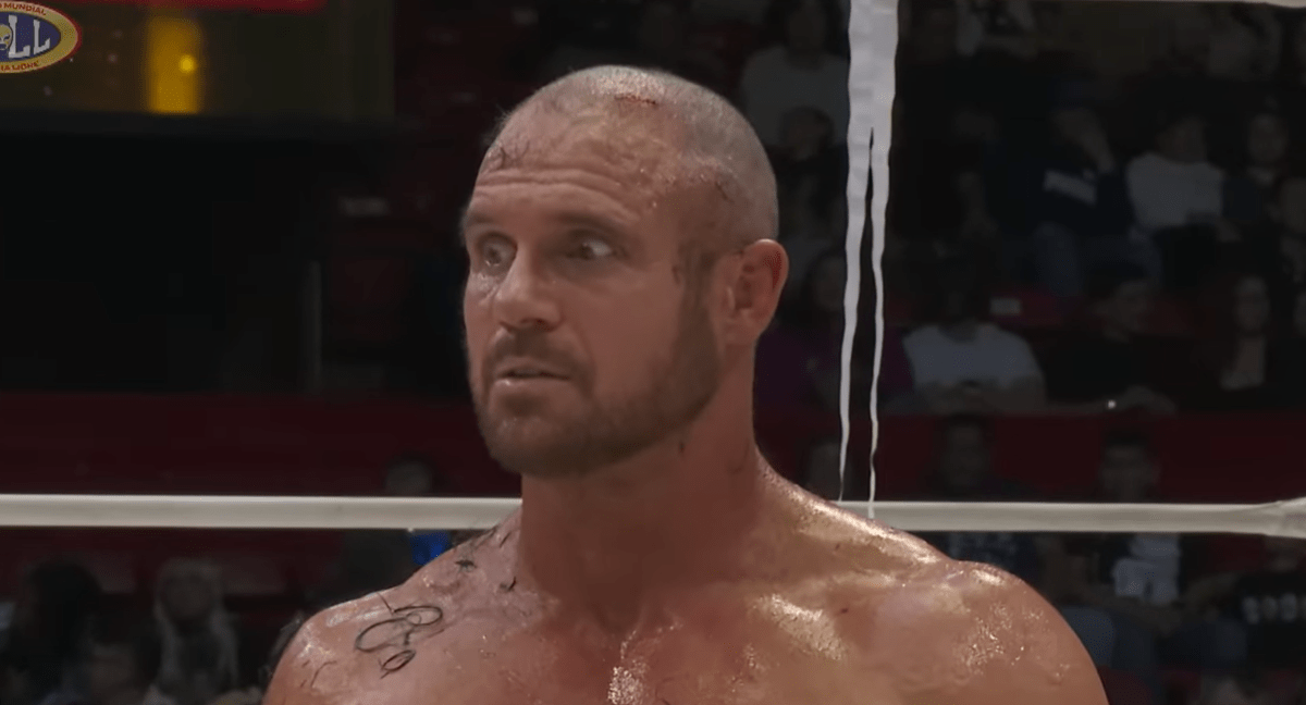 CMLL Viernes Espectacular 2/27 Results: Johnny Consejo loses hair