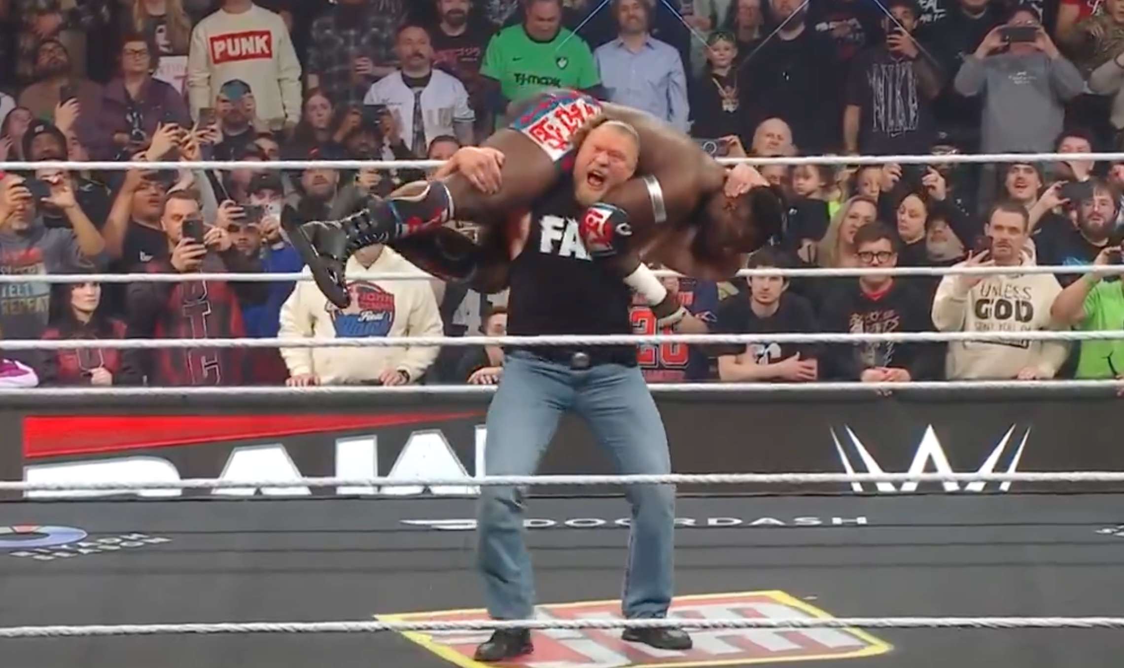 WWE Raw 3/23 Live Results: Brock/Oba faceoff, Penta/Dominik for IC title