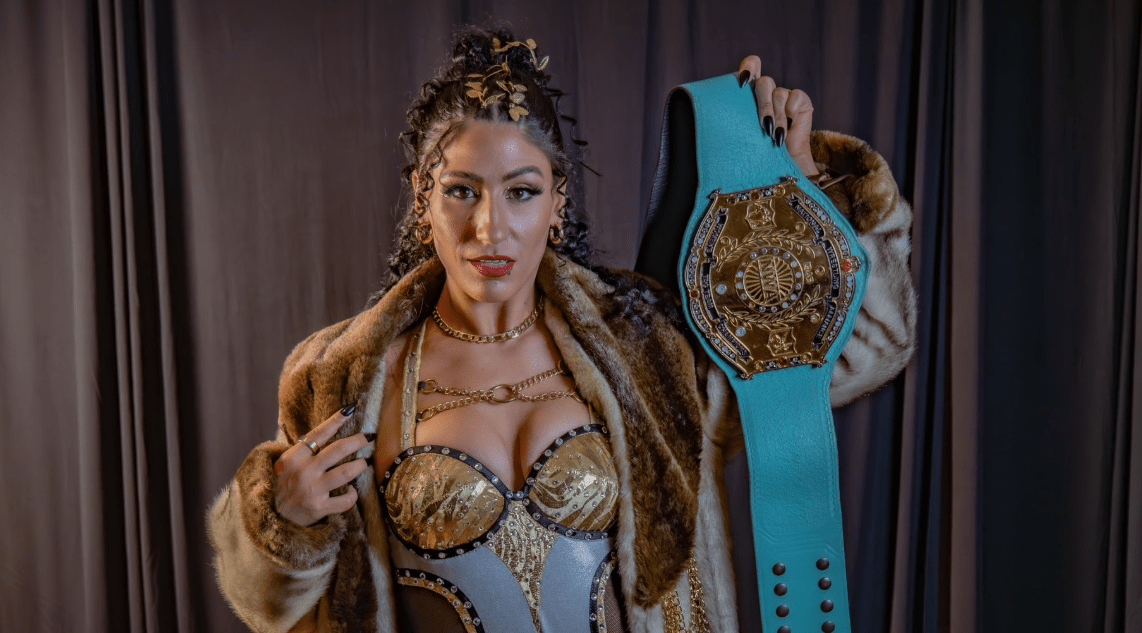 Valentina Rossi presented with WWE ID deal