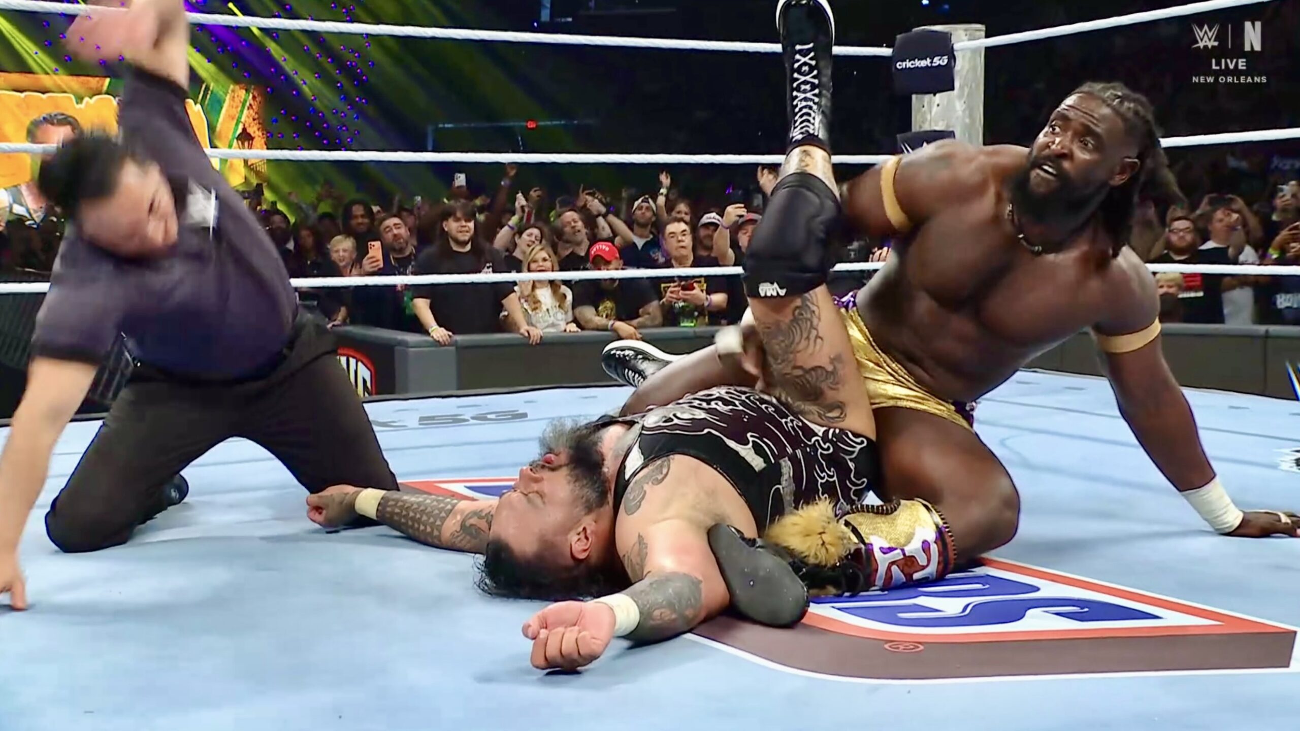 Bronso Reed Oba Femi overcomes Vision interference to defeat Bronson Reed at WWE ...